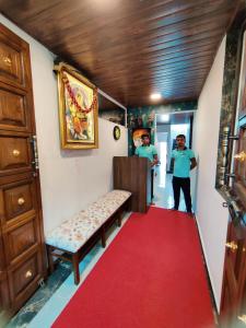 Hosté ubytování WhiteHouse Homestay by Oxystays Hospitality + 37 fotografií