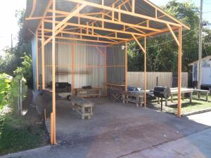 Patio nebo venkovní prostory v ubytování Antlers Inn Goliad