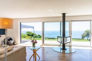Gallery image of Finest Retreats - Avalon Sea Views in Downderry