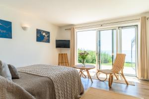 Gallery image of Finest Retreats - Avalon Sea Views in Downderry