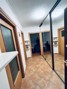 Ein Badezimmer in der Unterkunft Orange studio