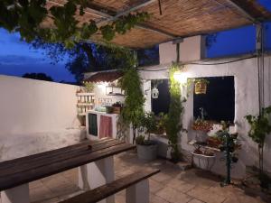 Patio o area all'aperto di TRULLO PIETRAPOESIA