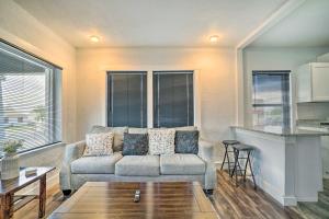 Ảnh trong thư viện ảnh của Charming and Quaint El Paso House with Backyard! ở El Paso