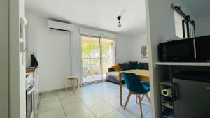Fotografia z galérie ubytovania Appartement avec garage à Mèze v destinácii Mèze