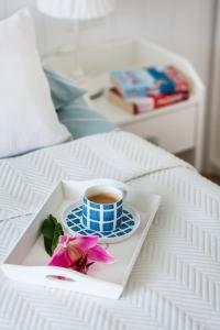 Postel nebo postele na pokoji v ubytování Plac Unii Aquamarine Premium Apartment