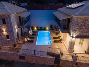Bazén v ubytovaní Sirius luxury Boutique alebo v jeho blízkosti