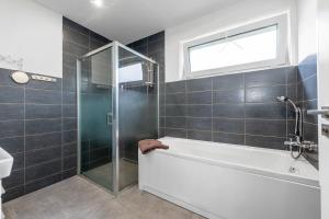 Koupelna v ubytování Wellness Villa Klínovec Views