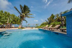 Bazén v ubytování Bella Vista Resort Belize nebo v jeho okolí