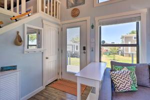 Fotografie z fotogalerie ubytování Upscale Tiny Home - Boho-Chic Austin Getaway! v destinaci Austin
