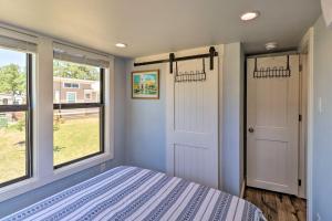Fotografie z fotogalerie ubytování Upscale Tiny Home - Boho-Chic Austin Getaway! v destinaci Austin