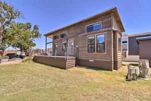 Fotografie z fotogalerie ubytování Upscale Tiny Home - Boho-Chic Austin Getaway! v destinaci Austin