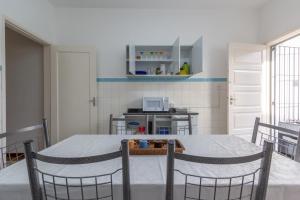 Η κουζίνα ή μικρή κουζίνα στο Casas no Tatuapé, 2 ou 3 quartos e Garagem