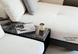 A seating area at Luxury Suites by NOK ISTANBUL NISANTASI