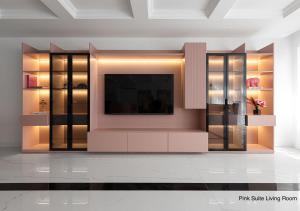 A television and/or entertainment centre at Luxury Suites by NOK ISTANBUL NISANTASI