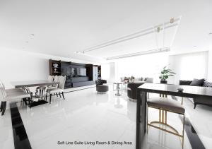 A kitchen or kitchenette at Luxury Suites by NOK ISTANBUL NISANTASI