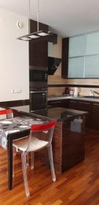 Fotografia z galérie ubytovania Apartament z balkonem Przy parku vo Varšave + 27 fotografií