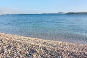 Zdjęcie z galerii obiektu Apartments with a parking space Turanj, Biograd - 6212 w mieście Turanj