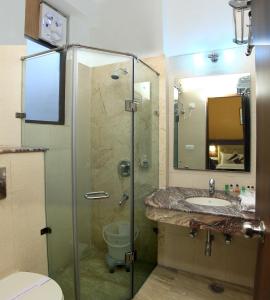 Gallery image of Inn Tawang Near B L Kapoor Hospital A Well Hygiene Hotel in New Delhi