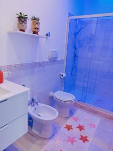 Kúpeľňa v ubytovaní Alcamo Rooms con garage privato