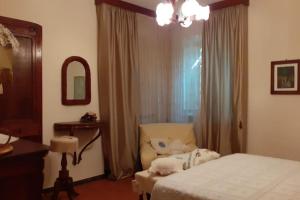 a bedroom with a bed and a window at villa marcella casa vacanza in Grottazzolina +31 photos