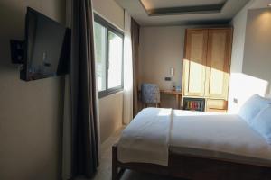 TV a/nebo společenská místnost v ubytování Life Butiq Otel
