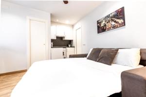 Fotografia z galérie ubytovania Minimalistic apartment in the heart of Malaga v destinácii Málaga