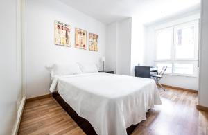 Fotografia z galérie ubytovania Minimalistic apartment in the heart of Malaga v destinácii Málaga