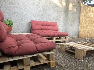 Posedenie v ubytovaní Maisonnette indépendante avec jardin/patio