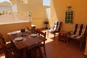 Zdjęcie z galerii obiektu Casa JIRAFA con la vista w mieście Gran Alacant