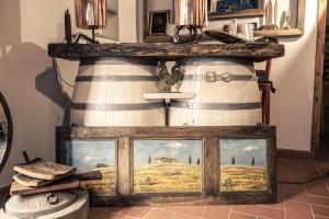 Fotografia z galérie ubytovania Chianti Craft House Badia a Passignano v destinácii Badia A Passignano