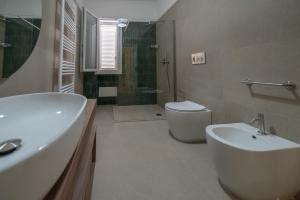 A bathroom at CasaRizzo Még 6 kép