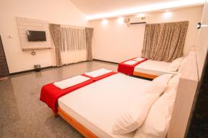 Foto dalla galleria di KINGS RESORT DANDELI a Dandeli Altre 6 foto