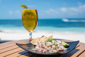 Nápoje v ubytování Hotel Maya Caribe Faranda Cancún