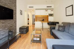 Posedenie v ubytovaní Minimal Rooms by ELE Apartments