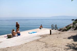 Fotografia z galérie ubytovania Apartments by the sea Icici, Opatija - 7745 v destinácii Ičići