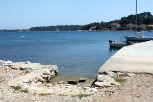 Fotografia z galérie ubytovania Apartments by the sea Verunic, Dugi otok - 8105 v destinácii Veli Rat