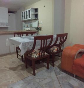 Gallery image of Acogedor, amplio a 5 min de Las Palmas-Esmeraldas in Esmeraldas