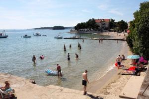 Fotografie z fotogalerie ubytování Apartments by the sea Banjol, Rab - 16638 v Rabu