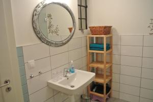 Koupelna v ubytování Apartmán ve Dvoře + 22 fotografií