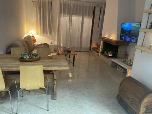 TV a/nebo společenská místnost v ubytování Casa de playa