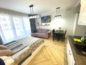 Posedenie v ubytovaní Apartment Superior Baltic with Terrace - FREE Pool, Saunas, Jacuzzi, Fitness, Salzgrotte
