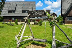 Vonkajšia záhrada v ubytovaní Plitvice Luxury Etno Garden