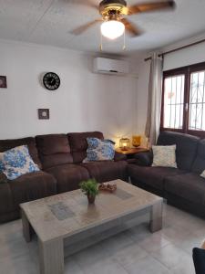 Zdjęcie z galerii obiektu Bungalow In San Luis Tourist Rental Paco w mieście La Mata