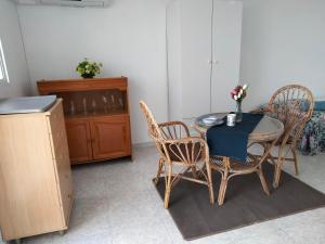 Zdjęcie z galerii obiektu Bungalow In San Luis Tourist Rental Paco w mieście La Mata