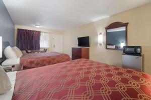 Afbeelding uit fotogalerij van Econo Lodge Thomaston in Thomaston +22 foto's