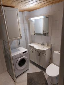 Ένα μπάνιο στο Apartment Kamreerintie