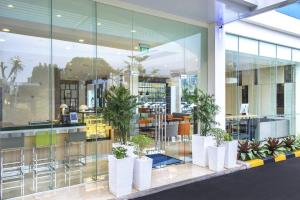 Restaurace v ubytování Holiday Inn Express Jakarta Matraman by IHG