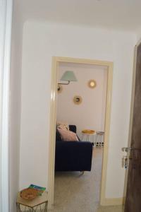 Fotografia z galérie ubytovania Saint-Raphaël : Appartement cosy à 10 minutes de la plage v destinácii Saint-Raphaël