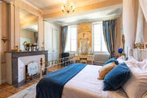 Posteľ alebo postele v izbe v ubytovaní Champagne House - Holiday rental - An Oasis Full of Elegance, Luxury and Charm