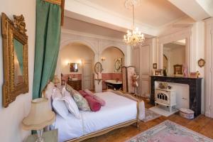 Posedenie v ubytovaní Champagne House - Holiday rental - An Oasis Full of Elegance, Luxury and Charm + 37 fotografií